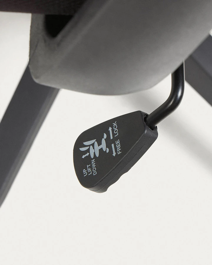 Офисное кресло Nasia в черном цвете - фото 8