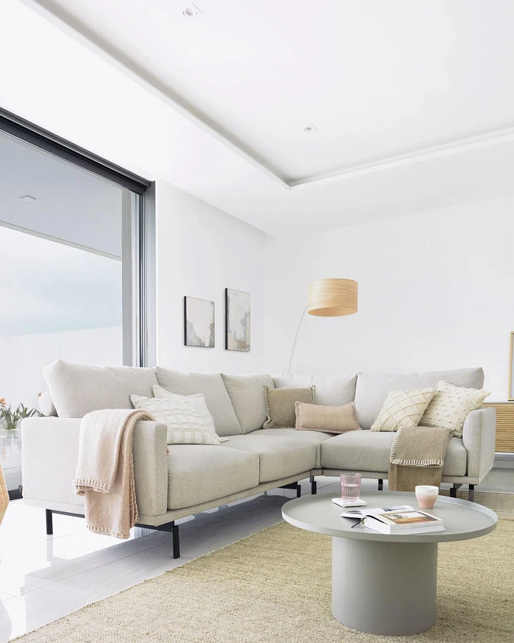 Круглый журнальный столик Fleksa серый 72см - фото 2