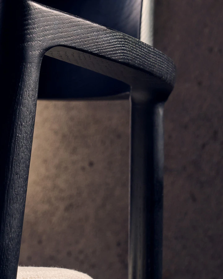 Стул Alocs из бежевой синели из массива дуба с черной отделкой FSC Mix Credit (съемный чехол) - фото 4